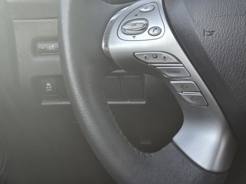 Used 2015 Nissan Murano SL w/ Cargo Package FWD image 24