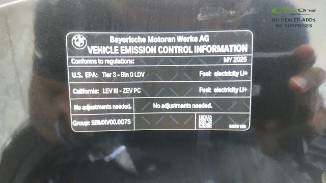 Used 2025 BMW i7 eDrive50 w/ M Sport Package RWD image 75