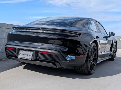 Certified 2022 Porsche Taycan GTS image 23