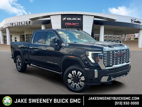 Used 2024 GMC Sierra 2500 Denali w/ Denali Reserve Package AWD/4WD image 1