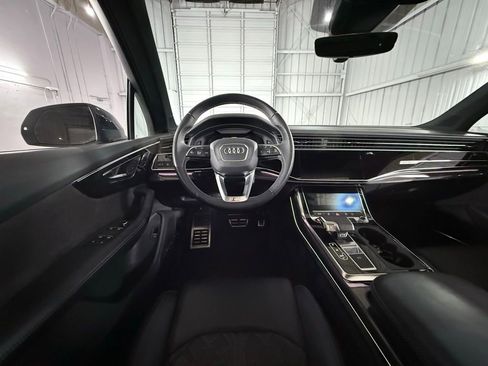 Used 2021 Audi SQ7 Premium Plus w/ Executive Package AWD/4WD image 42