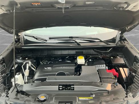 Used 2023 Nissan Pathfinder Platinum AWD/4WD image 18
