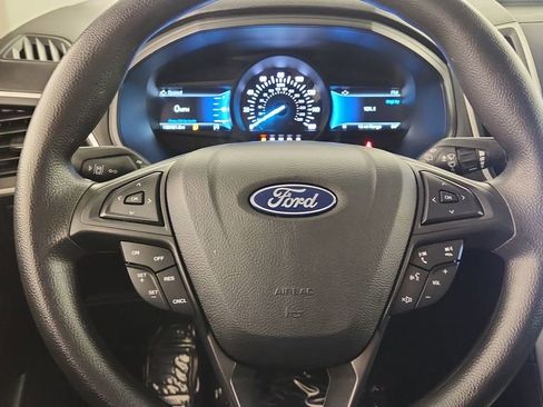 Used 2022 Ford Edge SE w/ Black Appearance Package AWD/4WD image 12
