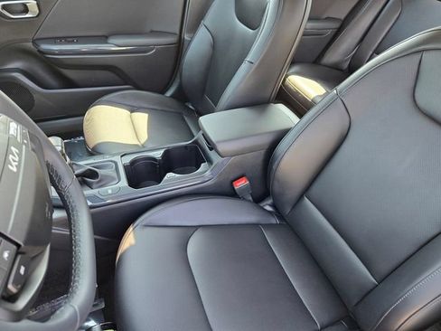 New 2026 Kia K4 EX FWD image 17