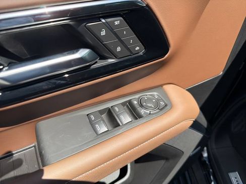 New 2026 Chevrolet Tahoe High Country AWD/4WD image 11