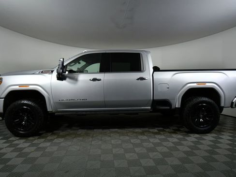 Used 2021 GMC Sierra 2500 Denali w/ Technology Package AWD/4WD image 16