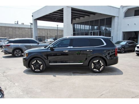 Certified 2023 Kia Telluride S w/ S Sunroof Package FWD image 4