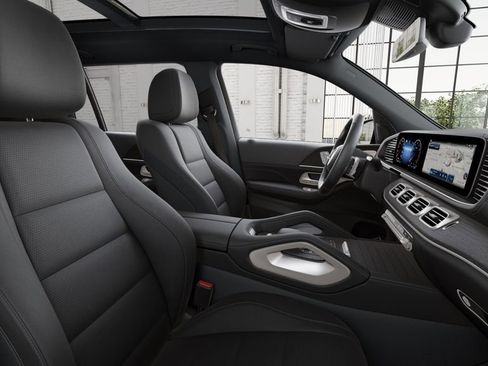 New 2025 Mercedes-Benz GLS 450 4MATIC image 39