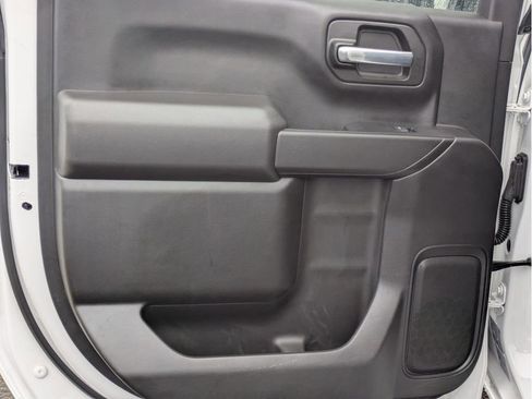 Certified 2025 Chevrolet Silverado 1500 Custom image 15