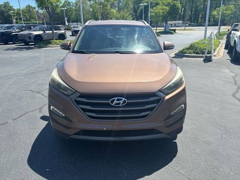 Used 2016 Hyundai Tucson Sport image 5