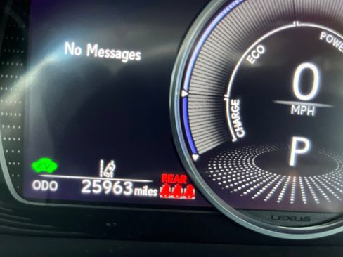 Used 2022 Lexus ES 300h w/ Premium Package FWD image 2