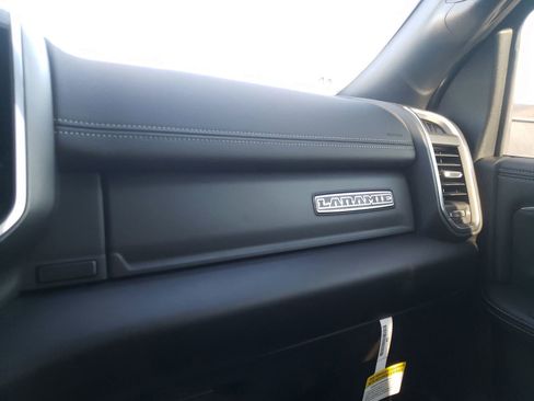 New 2025 RAM 2500 Laramie w/ Night Edition AWD/4WD image 32