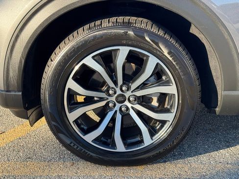 Used 2021 Ford Explorer ST image 10