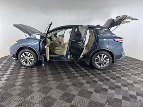 Used 2017 Nissan Murano S FWD image 9
