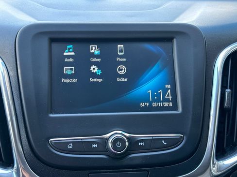 Used 2018 Chevrolet Equinox LT FWD image 22
