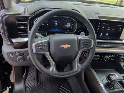 New 2026 Chevrolet Silverado 1500 LT w/ Texas Edition Plus AWD/4WD image 16