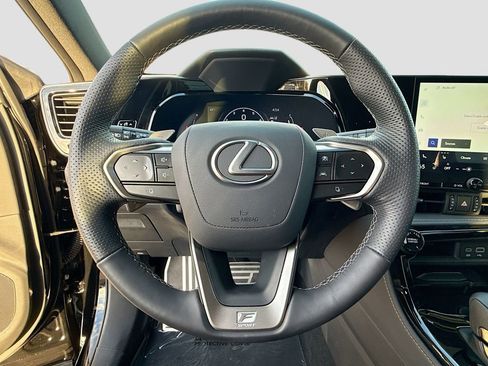 Used 2025 Lexus NX 350 F Sport image 40