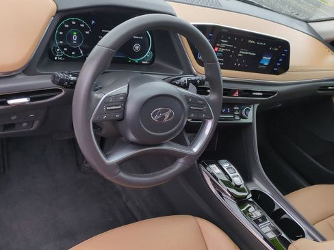 Used 2021 Hyundai Sonata Limited image 10