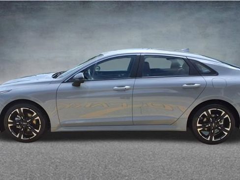 Used 2023 Kia K5 GT-Line w/ GT-Line Premium Package FWD image 2