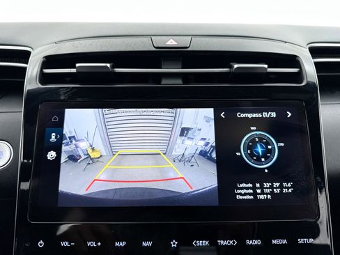 Used 2023 Hyundai Santa Cruz SEL Premium image 12