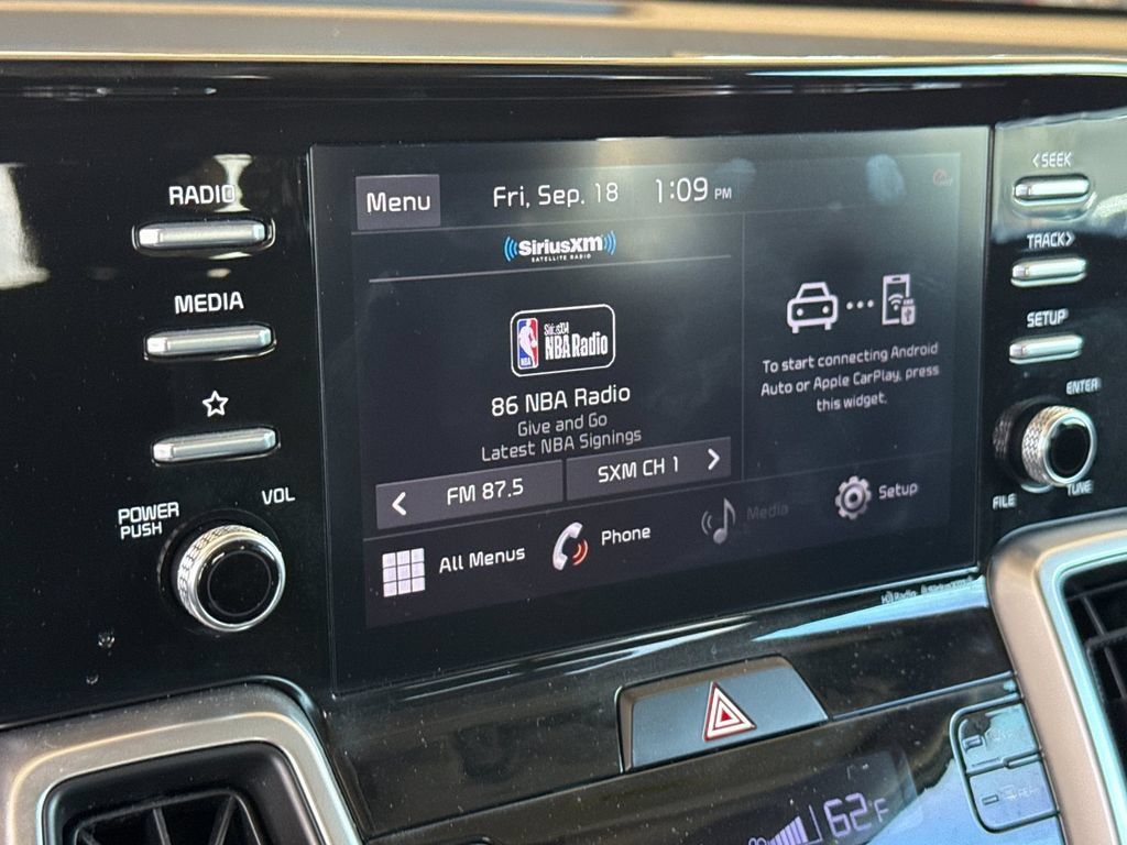 Used 2021 Kia Sorento EX FWD image 19