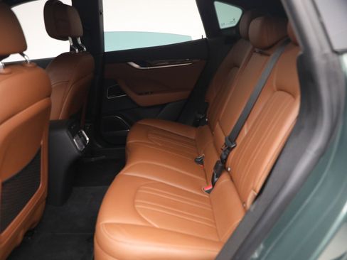 Certified 2022 Maserati Levante GT AWD/4WD image 18