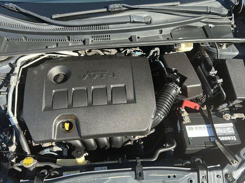 Used 2014 Toyota Corolla LE FWD image 24