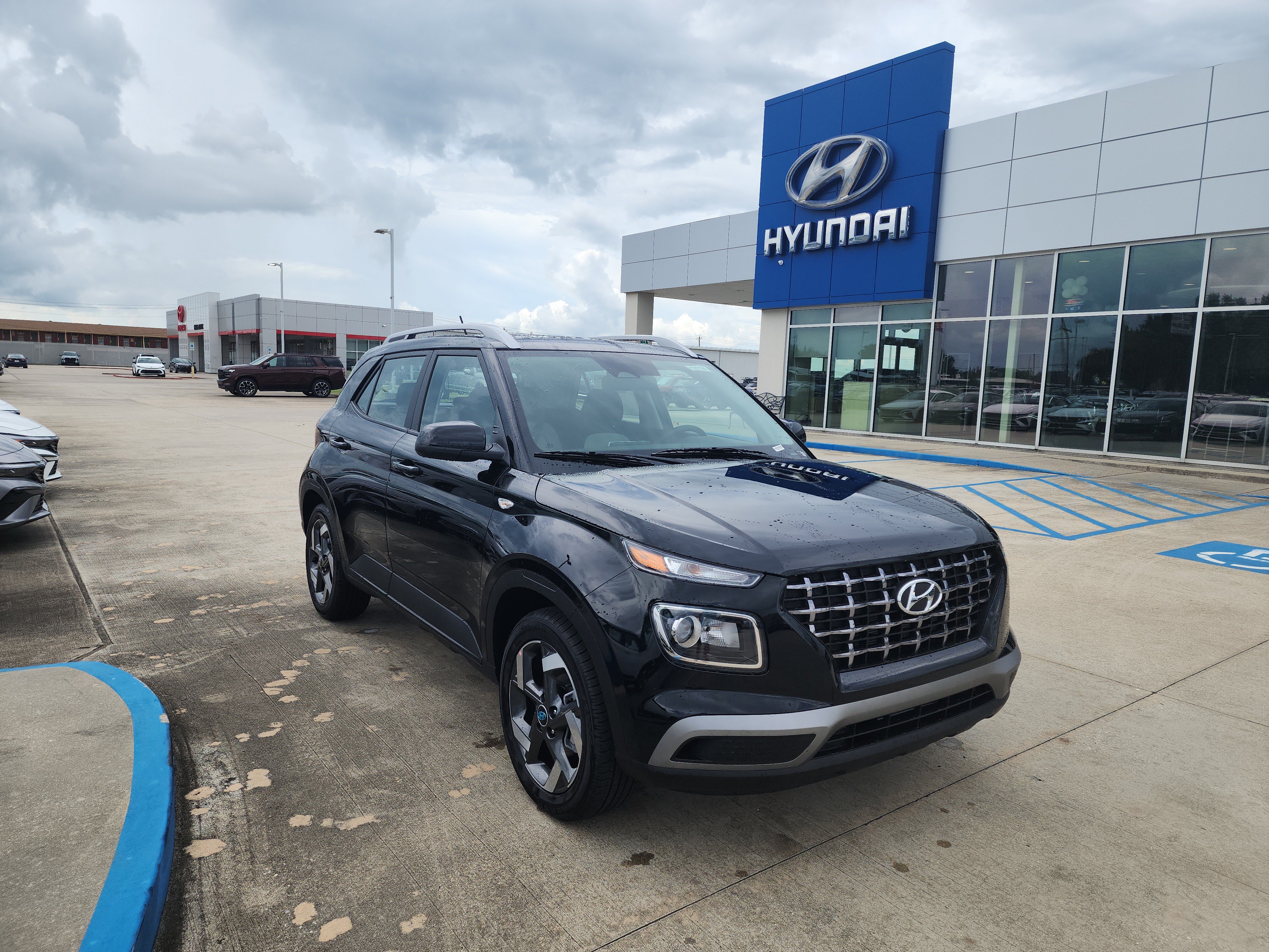 New 2026 Hyundai Venue SEL FWD image 1