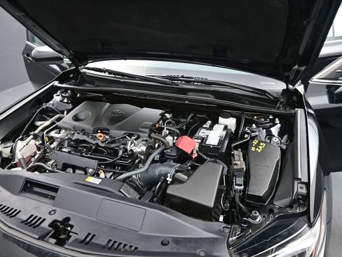 Used 2021 Toyota Camry SE image 27