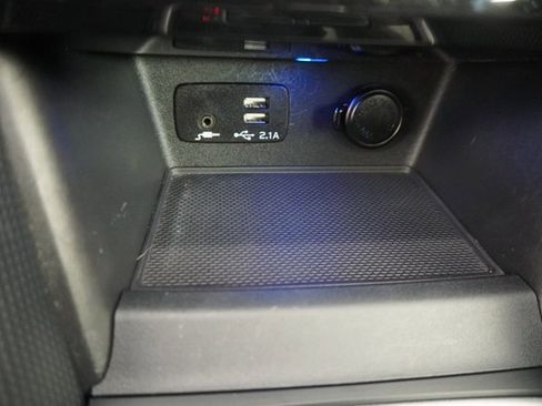 Certified 2021 Subaru Forester Limited image 30