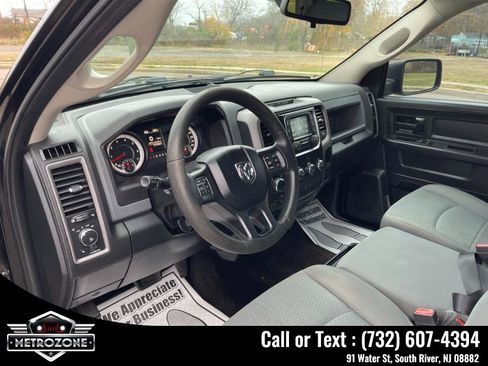 Used 2014 RAM 1500 Express w/ Black Ram 1500 Express Group image 20