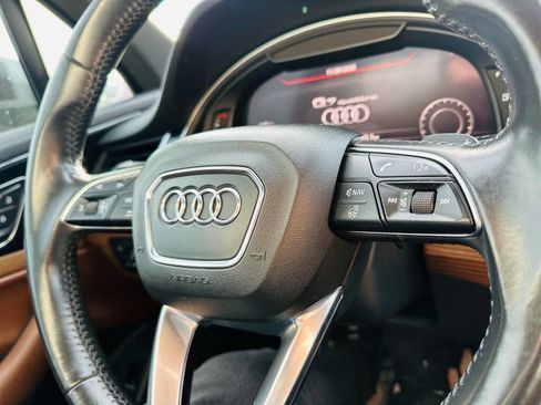 Used 2017 Audi Q7 3.0T Premium Plus w/ Premium Plus Package image 12