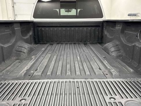 Used 2019 Nissan Titan S w/ S Utility Package image 27