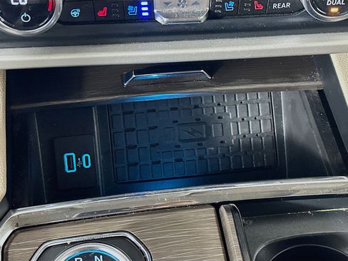 Used 2024 Ford Expedition Max Limited image 26