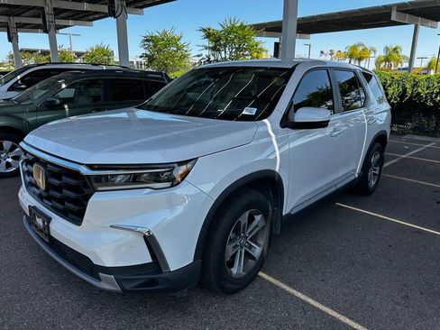 Used 2025 Honda Pilot EX-L image 5