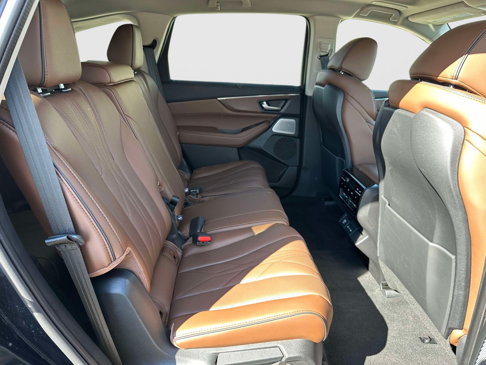 Used 2025 Acura MDX w/ Advance Package AWD/4WD image 10