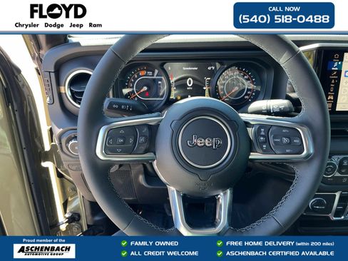 New 2026 Jeep Wrangler Unlimited Sahara AWD/4WD image 13