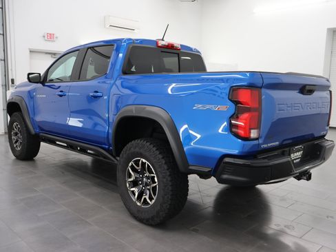 Used 2023 Chevrolet Colorado ZR2 w/ ZR2 Convenience Package III AWD/4WD image 6