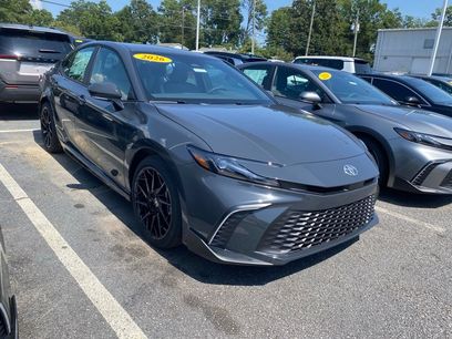 New 2026 Toyota Camry SE w/ Convenience Package
