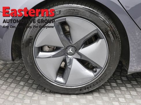 Used 2018 Tesla Model 3 RWD image 24
