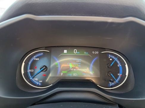 Used 2024 Toyota RAV4 AWD Hybrid w/ Weather Package image 17