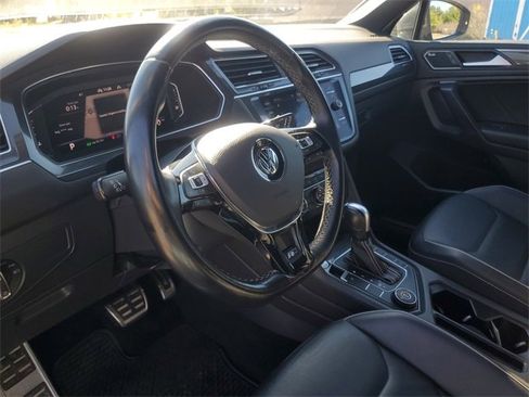 Used 2021 Volkswagen Tiguan SEL Premium R-Line image 14