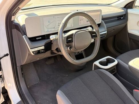 Used 2024 Hyundai Ioniq 5 SE RWD image 11