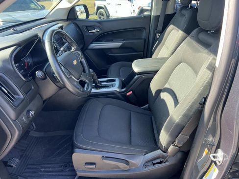 Used 2019 Chevrolet Colorado LT w/ LT Convenience Package image 9
