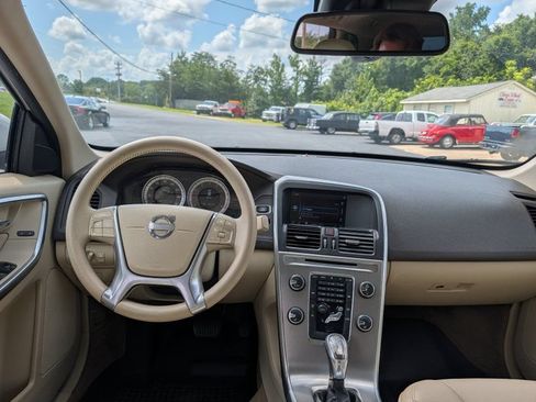 Used 2013 Volvo XC60 3.2 Premier AWD/4WD image 10
