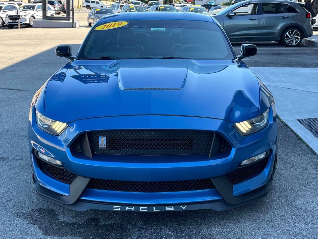 Used 2019 Ford Mustang Shelby GT350 w/ Technology Package RWD image 8