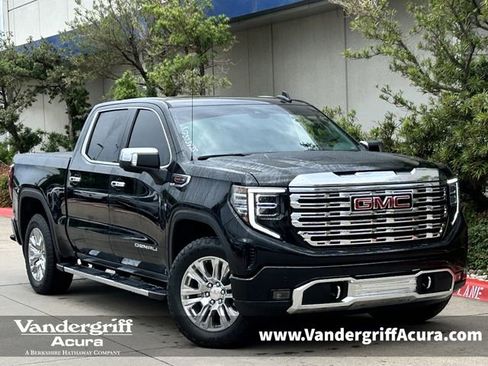Used 2023 GMC Sierra 1500 Denali w/ Technology Package AWD/4WD image 1