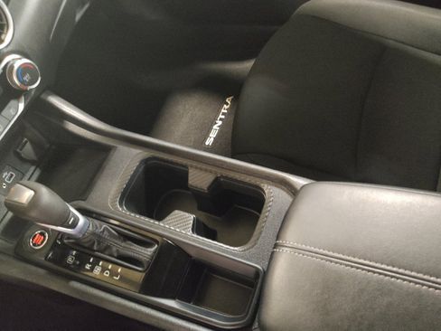 Used 2025 Nissan Sentra S FWD image 26