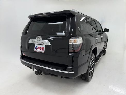 Used 2015 Toyota 4Runner Limited AWD/4WD image 40