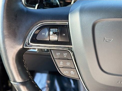 Used 2024 Lincoln Navigator Reserve image 40